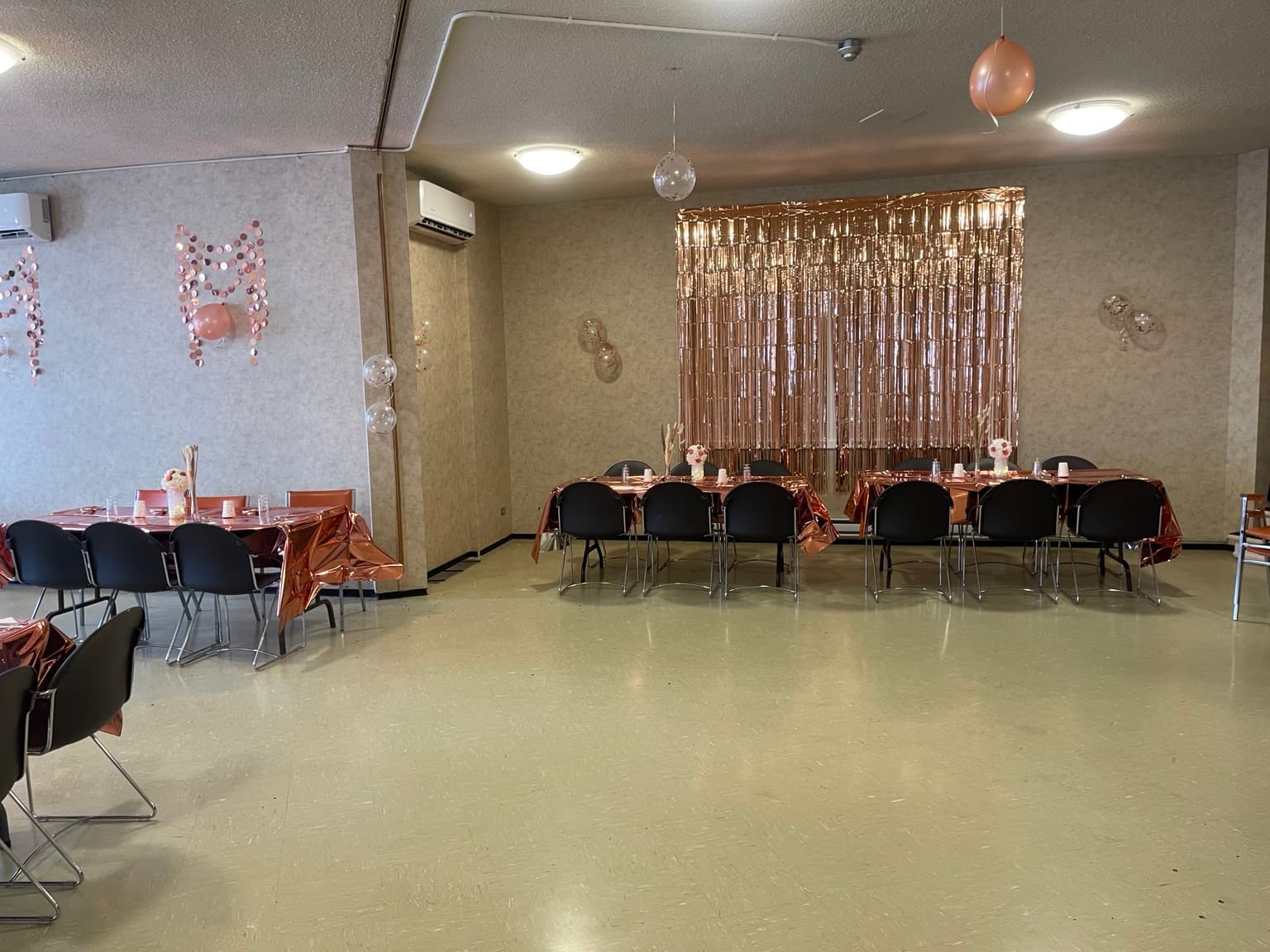 Bright seating area in the Sainte-Angèle parish hall